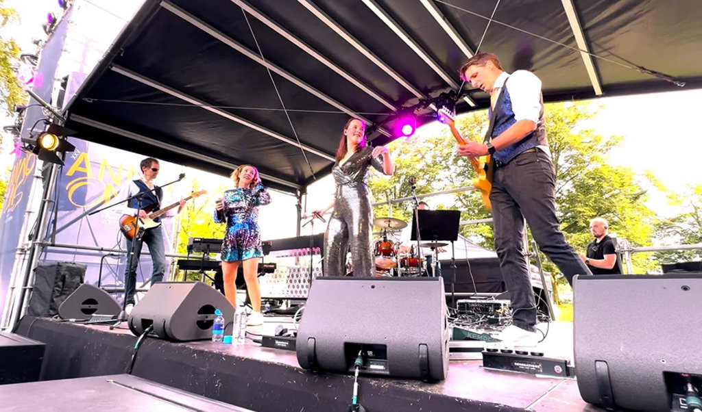 Funk Delight in muziekcafé De Lantaern Zevenaar in Zevenaar
