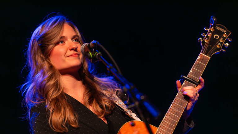 Singer-songwriter Rosa Spruit — muziek in Zevenaar